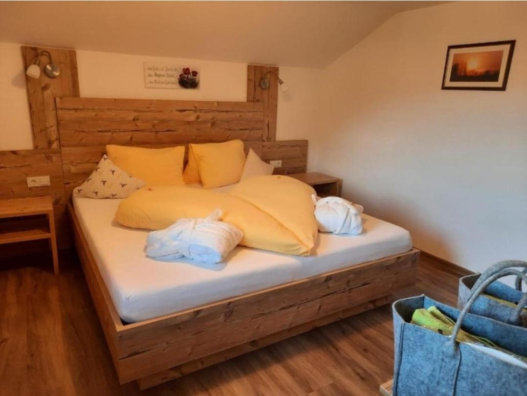 Ferienwohnungen Winnebach Gries  Esterno foto